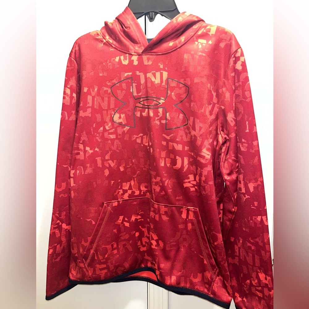 NWOT UNDER ARMOUR HOODIE